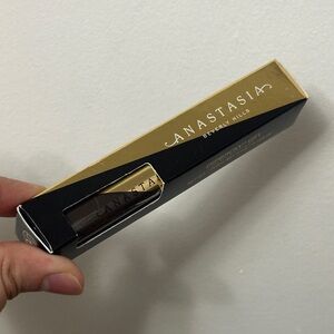 Anastasia dip brow gel